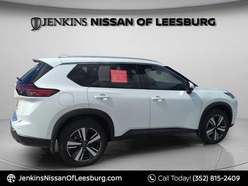 2024 Nissan Rogue SL