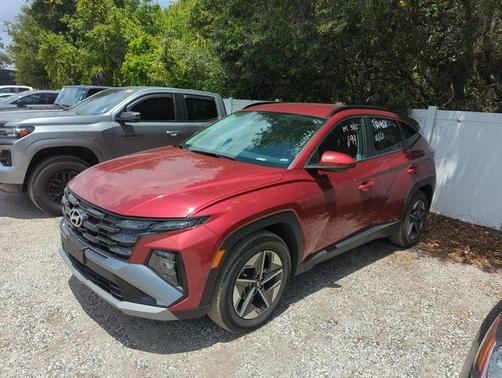 Red 2025 Hyundai TUCSON SEL