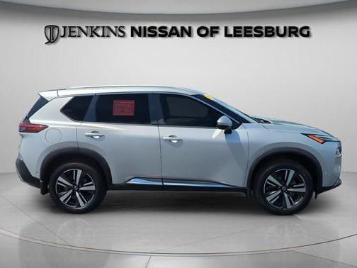 Brilliant Silver Metallic 2021 Nissan Rogue Platinum
