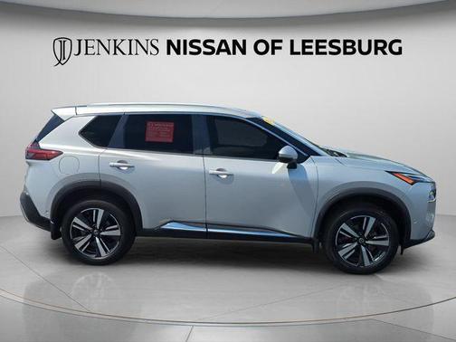Brilliant Silver Metallic 2021 Nissan Rogue Platinum