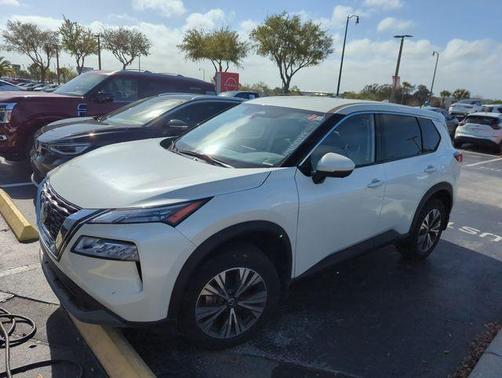 2021 Nissan Rogue SV