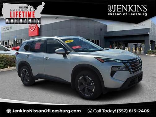 2025 Nissan Rogue SV