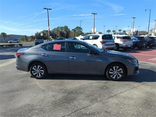 2025 Nissan Altima S