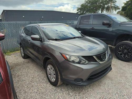 Gun Metallic 2019 Nissan Rogue Sport S