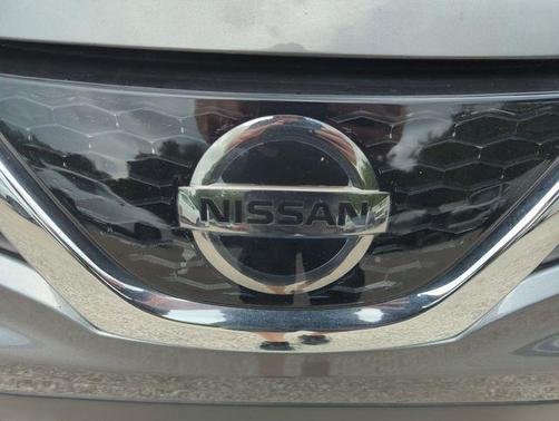 Gun Metallic 2019 Nissan Rogue Sport S