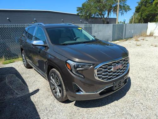 Smokey Quartz Metallic 2019 GMC Terrain Denali
