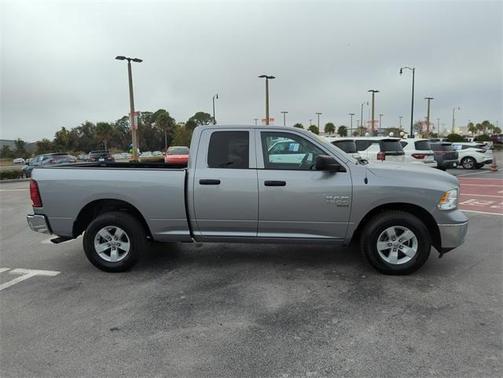 2024 RAM 1500 Classic SLT