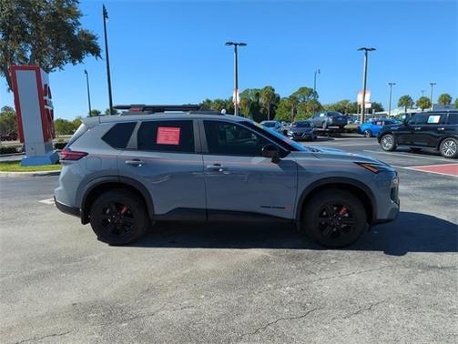 2025 Nissan Rogue Rock Creek