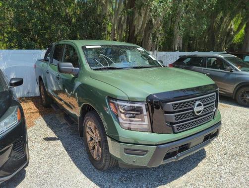 Tactical Green Metallic 2024 Nissan Titan SV