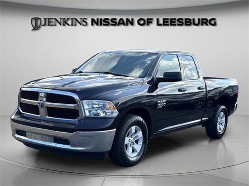 2024 RAM 1500 Classic SLT