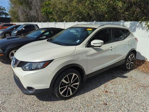 2017 Nissan Rogue Sport SL