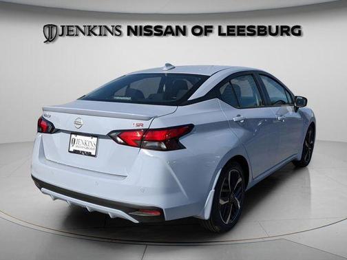 Gray Sky Pearl 2025 Nissan Versa 1.6 SR