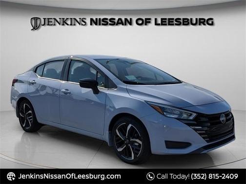 2025 Nissan Versa 1.6 SR