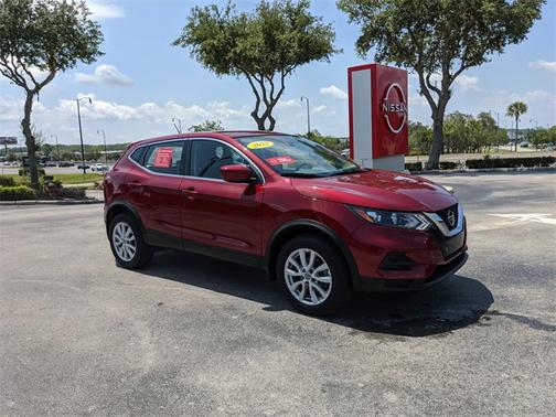 2022 Nissan Rogue Sport S