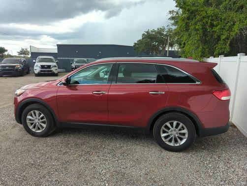 Remington Red Metallic 2016 Kia Sorento LX