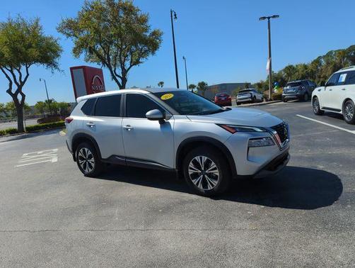 Brilliant Silver Metallic 2023 Nissan Rogue SV