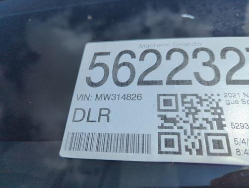 Brilliant Silver Metallic 2021 Nissan Rogue Sport SL