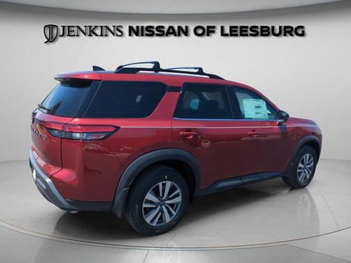 Scarlet Ember 2026 Nissan Pathfinder SL