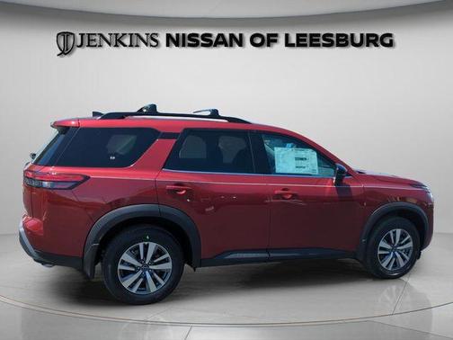 Scarlet Ember 2026 Nissan Pathfinder SL