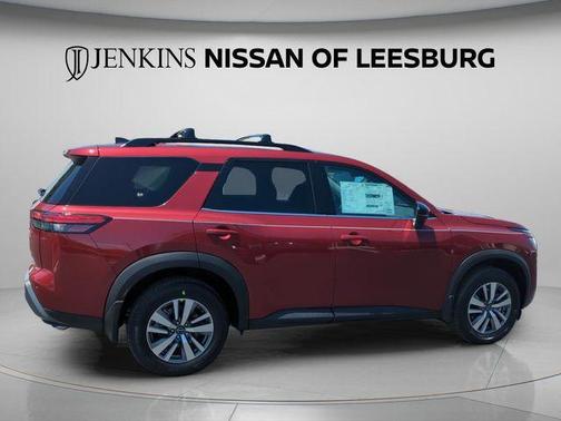 Scarlet Ember 2026 Nissan Pathfinder SL