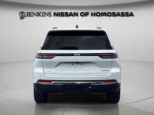 Bright White Clearcoat 2025 Jeep Grand Cherokee Limited