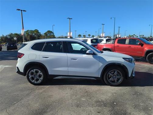 2025 BMW X1 xDrive28i