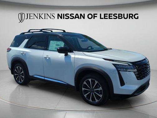 White / Black 2026 Nissan Pathfinder Platinum