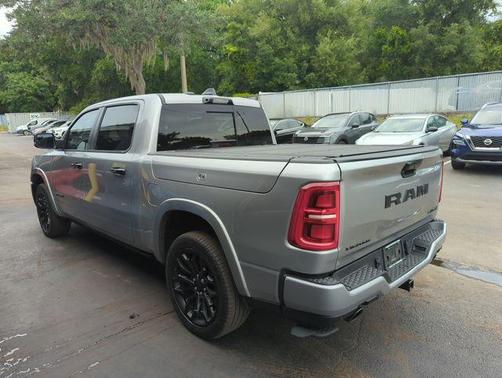 Billet Silver Metallic Clearcoat 2025 RAM 1500 Limited