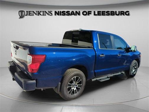 2024 Nissan Titan SV