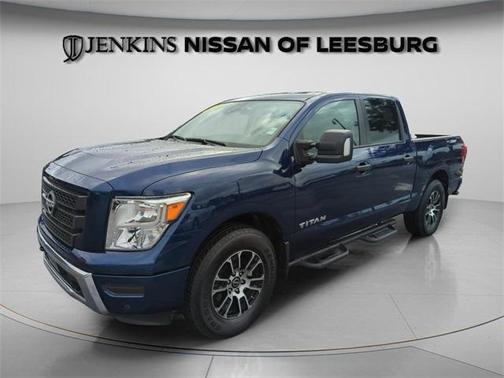 2024 Nissan Titan SV