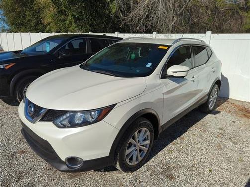 2017 Nissan Rogue Sport SV