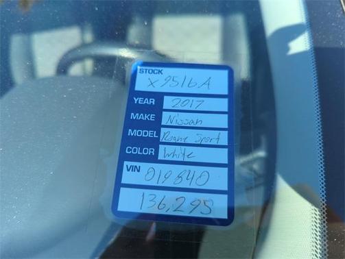 2017 Nissan Rogue Sport SV