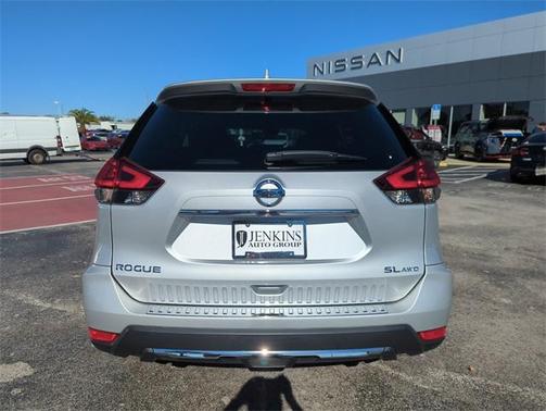 2018 Nissan Rogue SL
