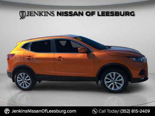 2022 Nissan Rogue Sport SV