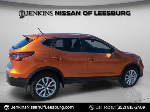 2022 Nissan Rogue Sport SV