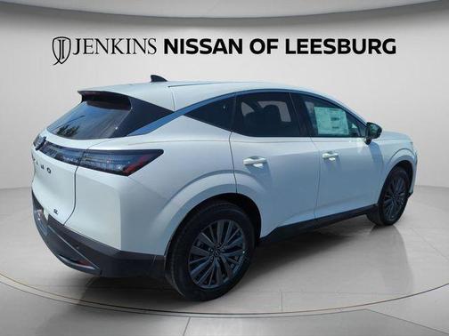 Everest White P 2026 Nissan Murano SL