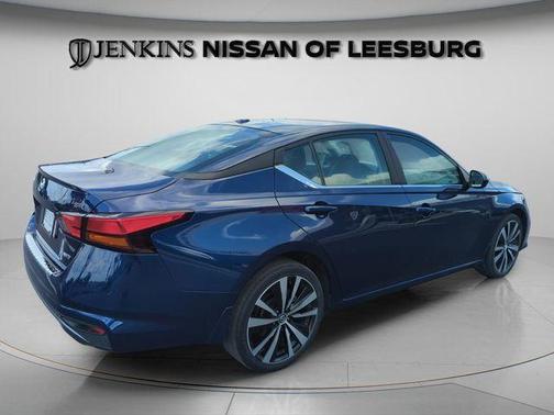 Gray 2019 Nissan Altima 2.5 SR