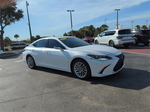 2023 Lexus ES 350 Ultra Luxury