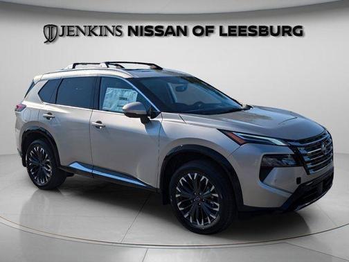 Champagne Silve 2026 Nissan Rogue Platinum