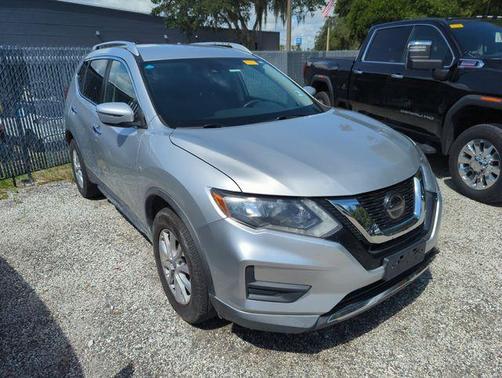 Brilliant Silver Metallic 2020 Nissan Rogue SV