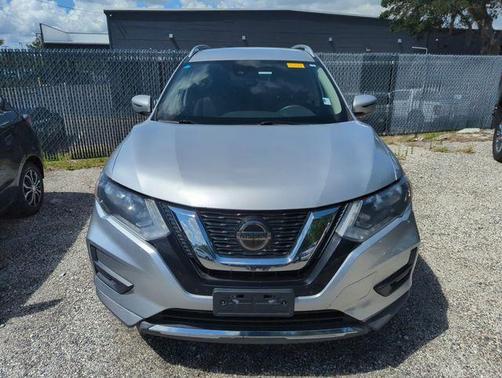 Brilliant Silver Metallic 2020 Nissan Rogue SV