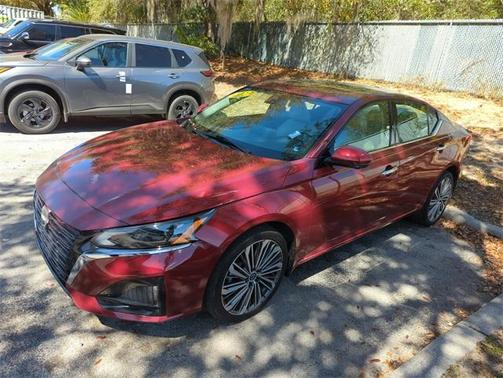 2023 Nissan Altima 2.5 SL