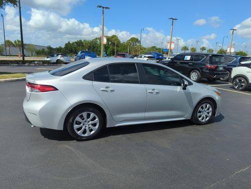 Classic Silver Metallic 2024 Toyota Corolla LE
