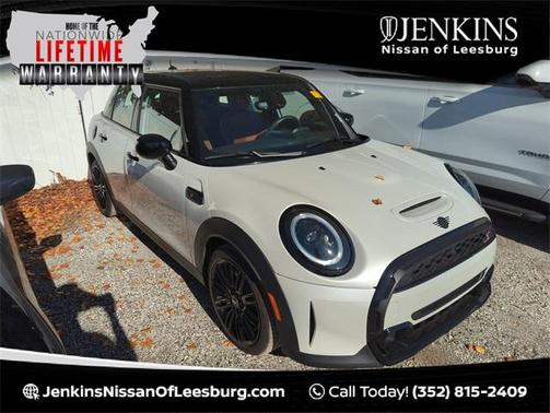 2023 MINI Hardtop Cooper