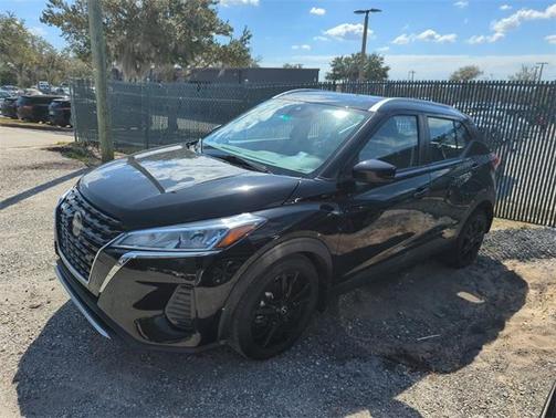 2023 Nissan Kicks SV