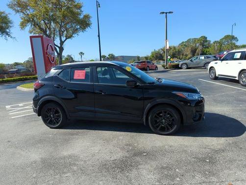 2023 Nissan Kicks SV