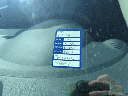 2023 Nissan Kicks SV