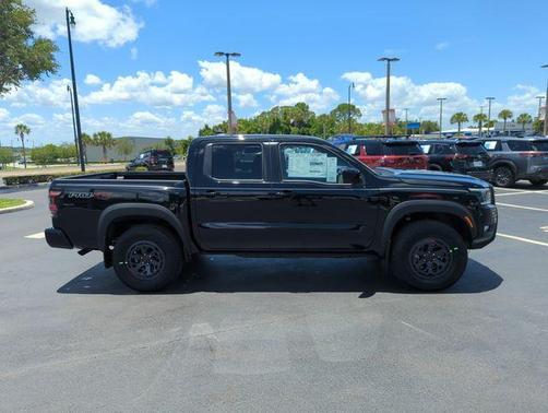 Super Black 2026 Nissan Frontier PRO-4X