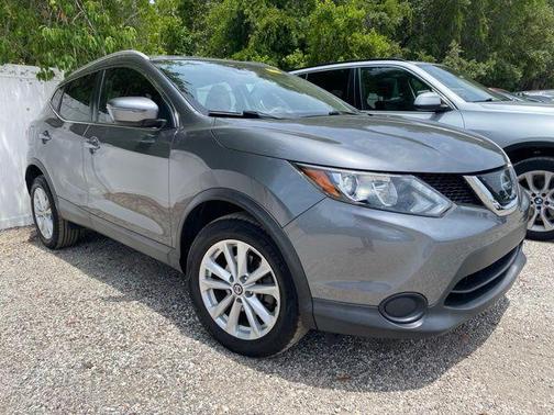 Gun Metallic 2019 Nissan Rogue Sport SV