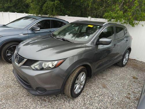 Gun Metallic 2019 Nissan Rogue Sport SV